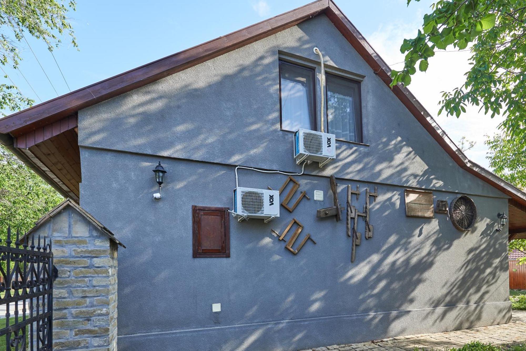 Ana Guesthouse Senta Exterior photo